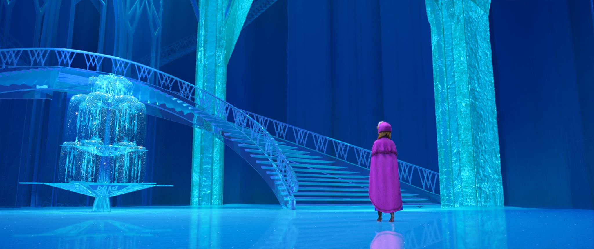 New Frozen Images Show Off Elsa S Ice Palace Arendelle