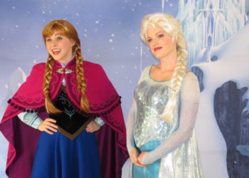 Anna-Elsa-Hollywood-Studios