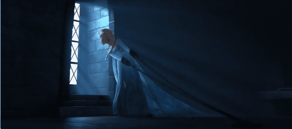 elsa-frozen-trailer-elsa-chains-prison