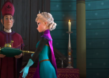 elsa-frozen-trailer-elsa-gloves-coronation