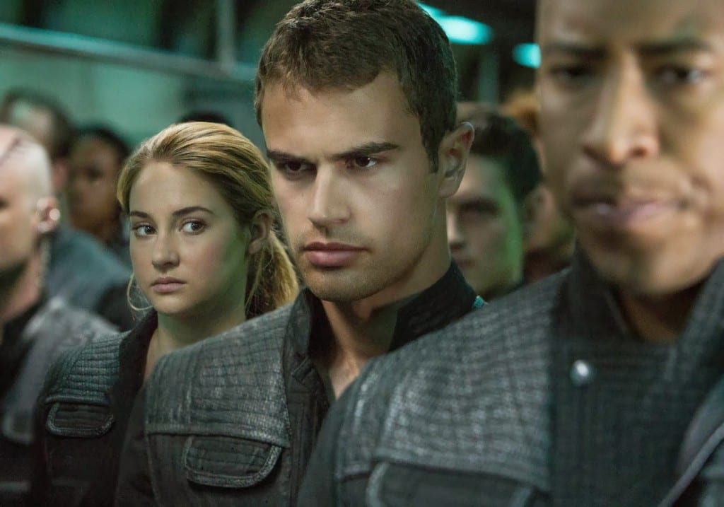  REVIEW Divergent 3 Stars Rotoscopers