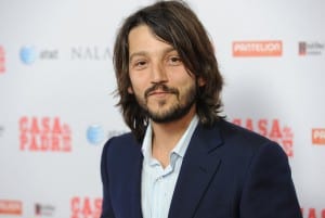 diego-luna-at-event-of-casa-de-mi-padrediego-luna-at-event-of-casa-de-mi-padre