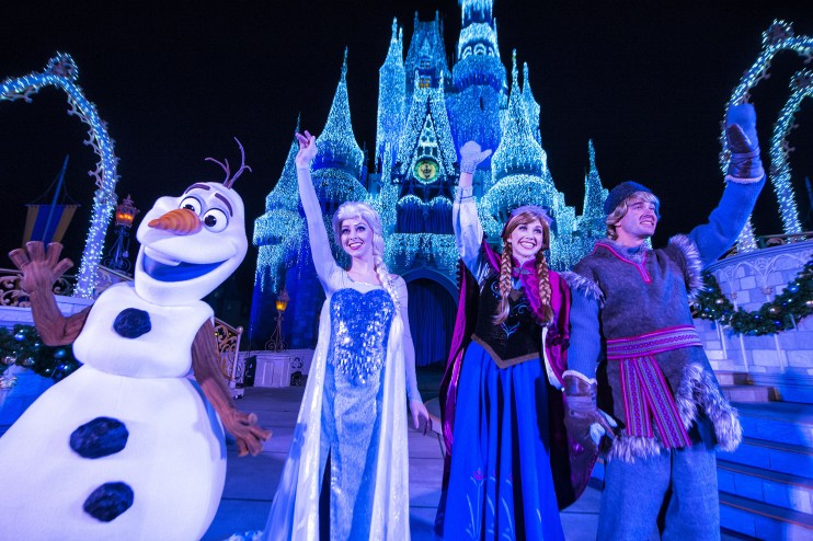 A-Frozen-Holiday-Wish-Olaf-Elsa-Anna-Kristoff