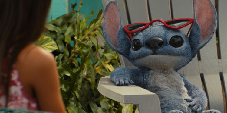 lilo-and-stitch-2025-still-stitch-glasses